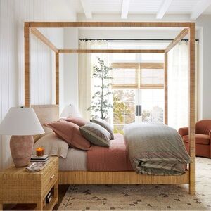 CRATE & BARREL copper plaza coverlet light cotton quilt